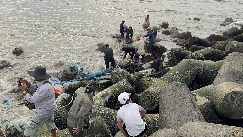 Tìm kiếm thuyền viên sinh năm 2010 mất tích tại cửa biển La Gi (Lâm Đồng)